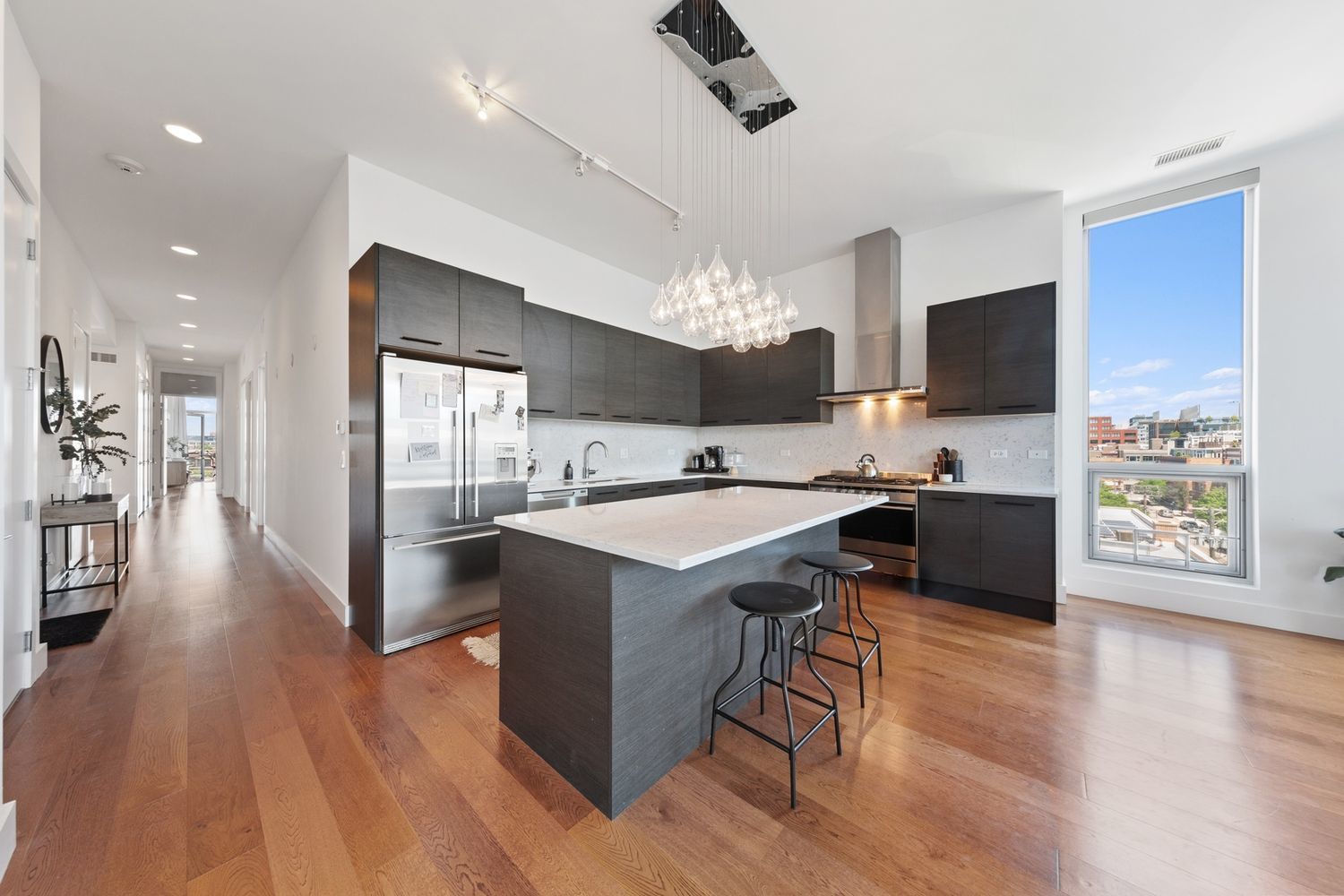 122 S Aberdeen Street 5N