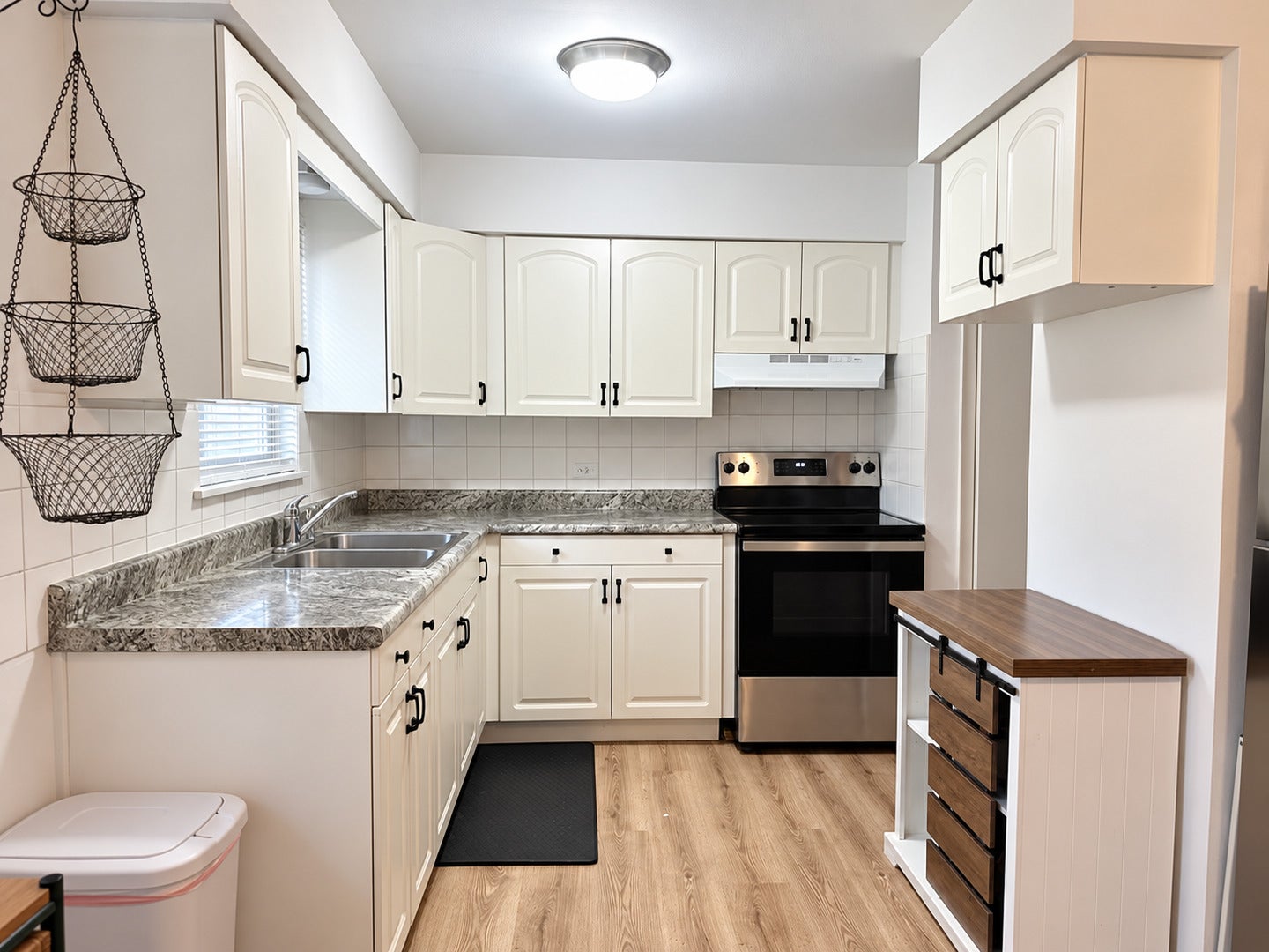 1543 Harlem Avenue 3W