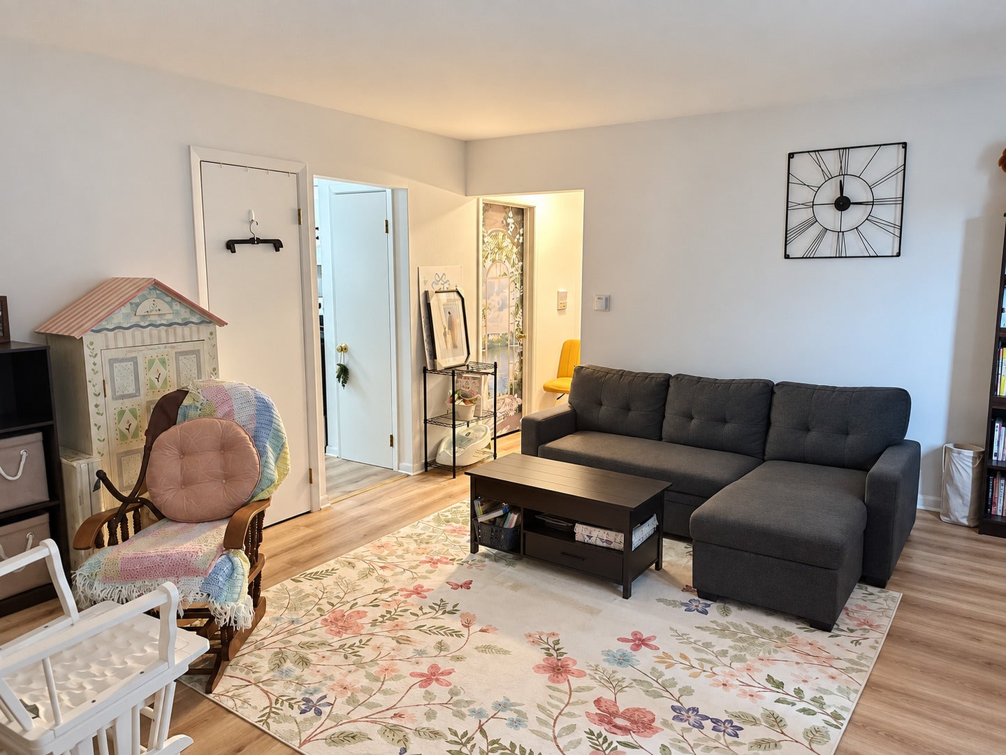 1543 Harlem Avenue 3W