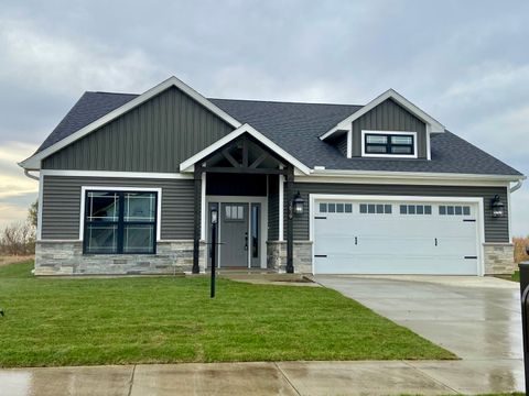 Photo of 1619 Peppermill Lane, Champaign, IL 61822 (MLS # 12431229)