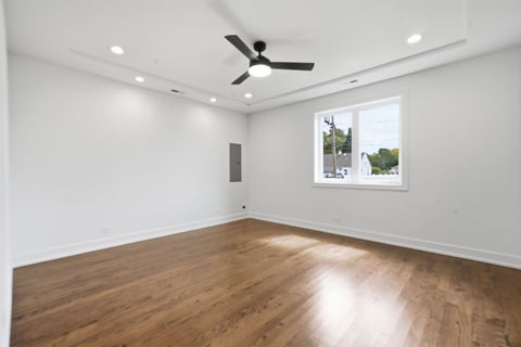 Tiny photo for 6939 W 95th Place, Oak Lawn, IL 60453 (MLS # 12744292)