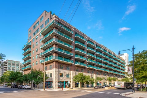 Photo of 920 W Madison Street #B6, Chicago, IL 60607 (MLS # 12777500)