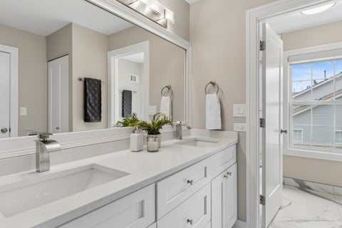 Tiny photo for Roselle, IL 60172 (MLS # 12649081)
