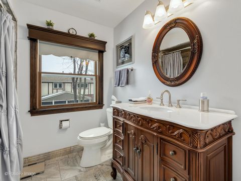 Tiny photo for 11216 85th Place, Willow Springs, IL 60480 (MLS # 12562961)