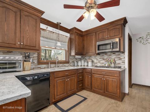 Tiny photo for 11216 85th Place, Willow Springs, IL 60480 (MLS # 12562961)