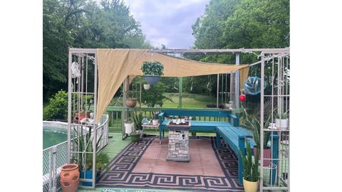 Tiny photo for 439 N HOWARD Street, Duquoin, IL 62832 (MLS # EB460261)