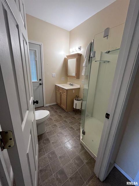 Tiny photo for 439 N HOWARD Street, Duquoin, IL 62832 (MLS # EB460261)