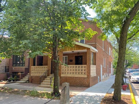 Photo of 702 S May Street, Chicago, IL 60607 (MLS # 12618452)