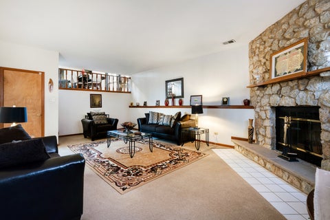 Tiny photo for 11033 Parkside Avenue, Chicago Ridge, IL 60415 (MLS # 12715666)