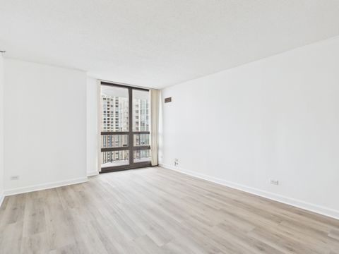 Tiny photo for 10 E ONTARIO Street #4207, Chicago, IL 60611 (MLS # 12656016)