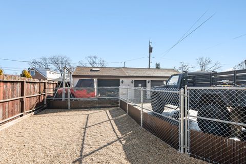 Tiny photo for 10323 S Troy Avenue, Chicago, IL 60655 (MLS # 12572856)