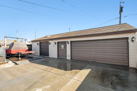 Tiny photo for 10323 S Troy Avenue, Chicago, IL 60655 (MLS # 12572856)