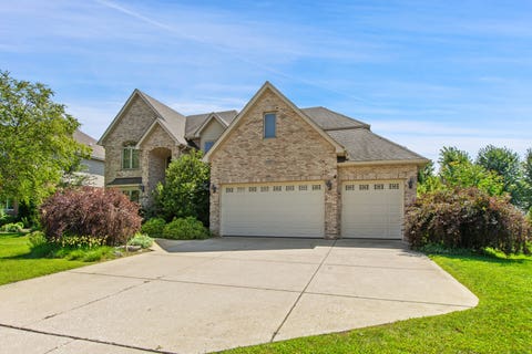 Photo of 2104 Westover Road, North Aurora, IL 60542 (MLS # 12742042)