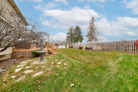 Tiny photo for 911 Hampton Drive, Carol Stream, IL 60188 (MLS # 12523620)