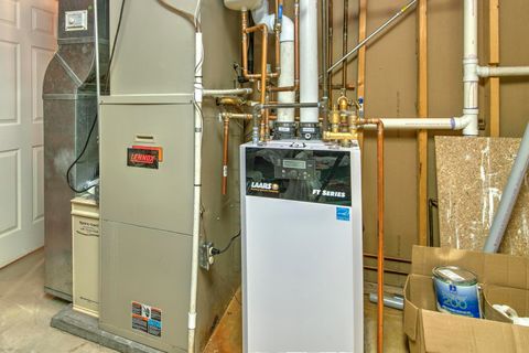 Tiny photo for 911 Hampton Drive, Carol Stream, IL 60188 (MLS # 12523620)