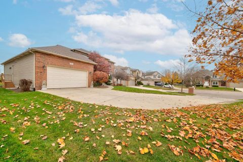 Tiny photo for 911 Hampton Drive, Carol Stream, IL 60188 (MLS # 12523620)