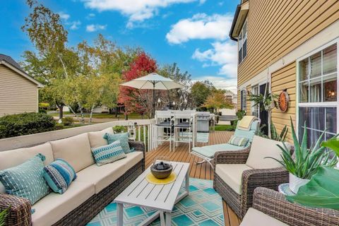 Tiny photo for 1823 Somerfield Lane, Crystal Lake, IL 60014 (MLS # 12490709)