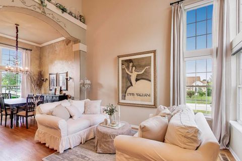 Tiny photo for 1823 Somerfield Lane, Crystal Lake, IL 60014 (MLS # 12490709)