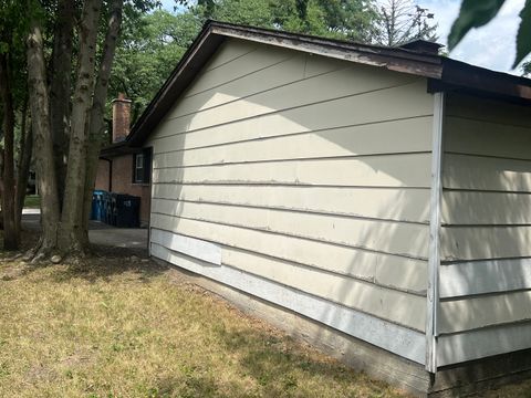 Tiny photo for 16927 Langley Avenue, South Holland, IL 60473 (MLS # 12430011)