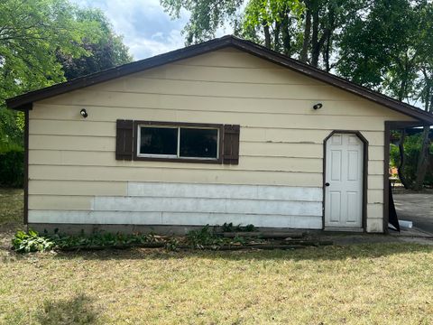 Tiny photo for 16927 Langley Avenue, South Holland, IL 60473 (MLS # 12430011)