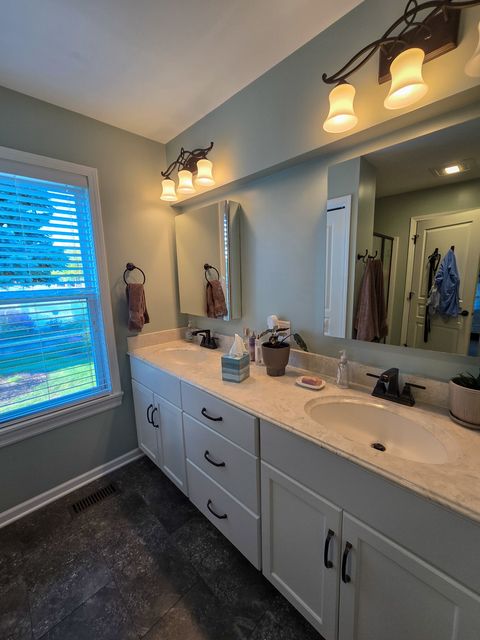 Tiny photo for 540 Alcott Lane, Bolingbrook, IL 60440 (MLS # 12470618)