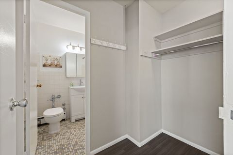 Tiny photo for 5757 N Sheridan Road #20G, Chicago, IL 60660 (MLS # 12633575)
