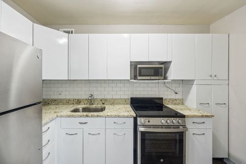 Tiny photo for 5757 N Sheridan Road #20G, Chicago, IL 60660 (MLS # 12633575)