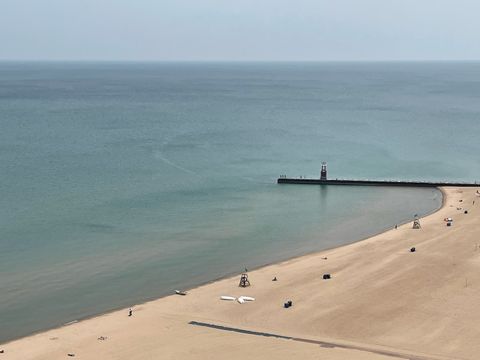 Tiny photo for 5757 N Sheridan Road #20G, Chicago, IL 60660 (MLS # 12633575)