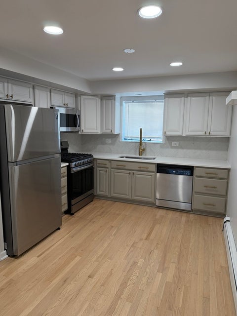 Tiny photo for 5357 N Delphia Avenue #357, Chicago, IL 60656 (MLS # 12666605)