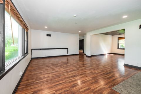 Tiny photo for 2307 N Arlington Heights Road, Arlington Heights, IL 60004 (MLS # 12637395)