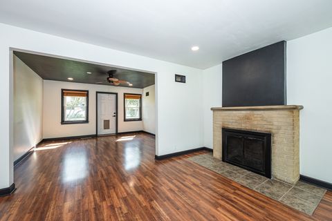 Tiny photo for 2307 N Arlington Heights Road, Arlington Heights, IL 60004 (MLS # 12637395)