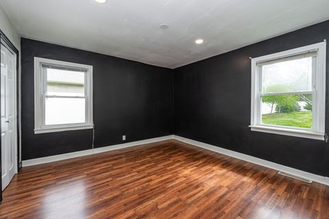 Tiny photo for 2307 N Arlington Heights Road, Arlington Heights, IL 60004 (MLS # 12637395)