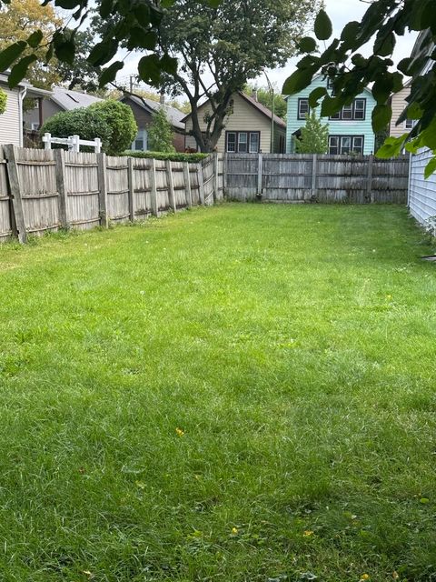 3742 S Albany Avenue Chicago IL 60632