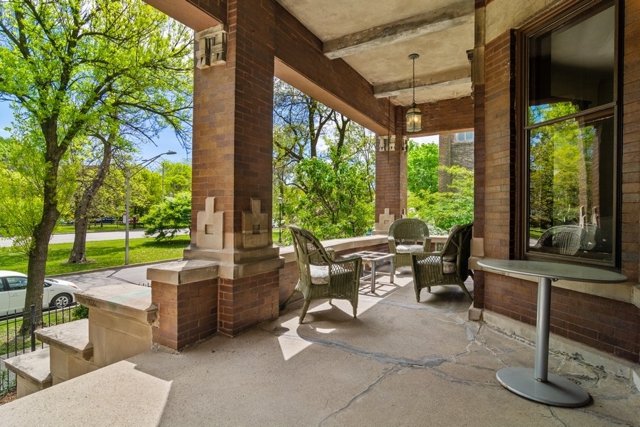 1918 N Humboldt Boulevard