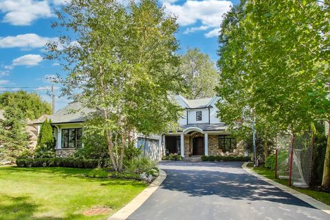 579 Greenwood Road Northbrook IL 60062