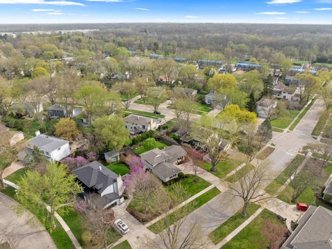 Tiny photo for 706 E Golf Road, Libertyville, IL 60048 (MLS # 12759333)