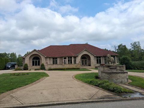 304 Royal Oak Drive Steger IL 60475
