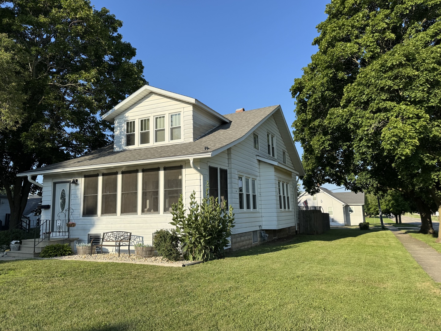 703 N 3rd Street