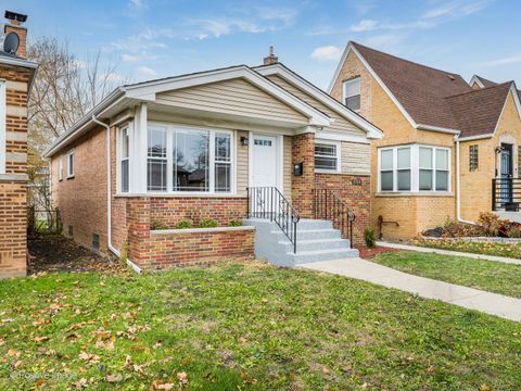 Tiny photo for 9714 S Forest Avenue, Chicago, IL 60628 (MLS # 12523404)