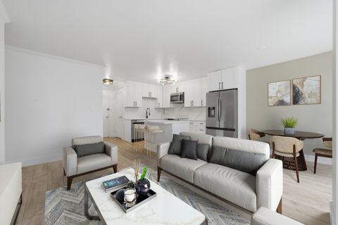 Tiny photo for 360 W Wellington Avenue #3D, Chicago, IL 60657 (MLS # 12599720)
