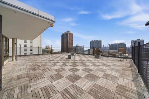 Tiny photo for 360 W Wellington Avenue #3D, Chicago, IL 60657 (MLS # 12599720)