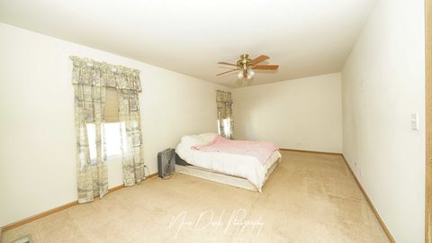 Tiny photo for 2292 Iroquois Lane, Round Lake Heights, IL 60073 (MLS # 12498403)