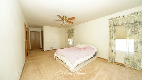 Tiny photo for 2292 Iroquois Lane, Round Lake Heights, IL 60073 (MLS # 12498403)