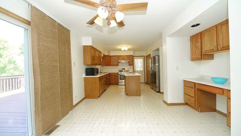 Tiny photo for 2292 Iroquois Lane, Round Lake Heights, IL 60073 (MLS # 12498403)
