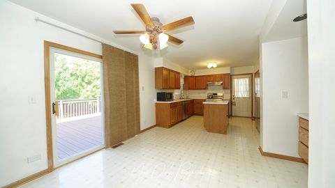 Tiny photo for 2292 Iroquois Lane, Round Lake Heights, IL 60073 (MLS # 12498403)