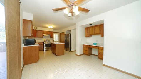 Tiny photo for 2292 Iroquois Lane, Round Lake Heights, IL 60073 (MLS # 12498403)