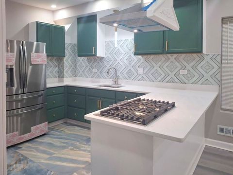 Tiny photo for 8305 S MARYLAND Avenue, Chicago, IL 60619 (MLS # 12540547)