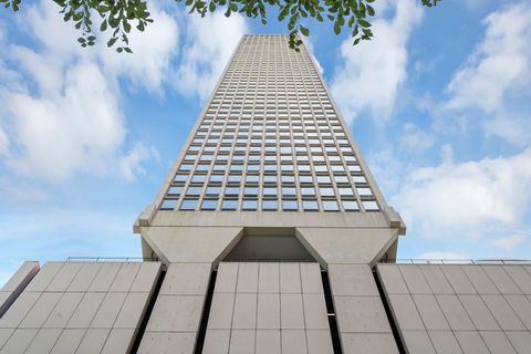 111 E Chestnut Street 24C Chicago IL 60611