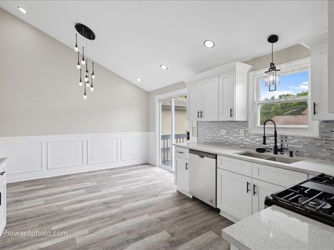 Tiny photo for Country Club Hills, IL 60478 (MLS # 12492979)
