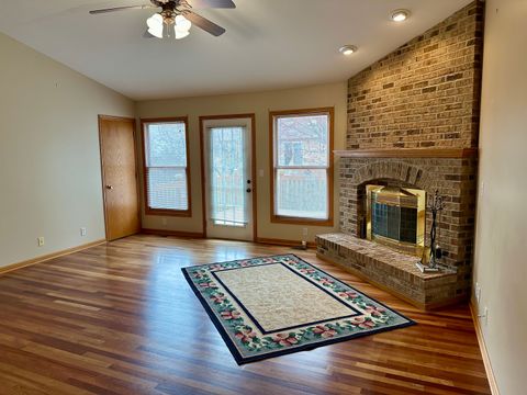 Tiny photo for 180 Clover Chase Circle, Woodstock, IL 60098 (MLS # 12584807)